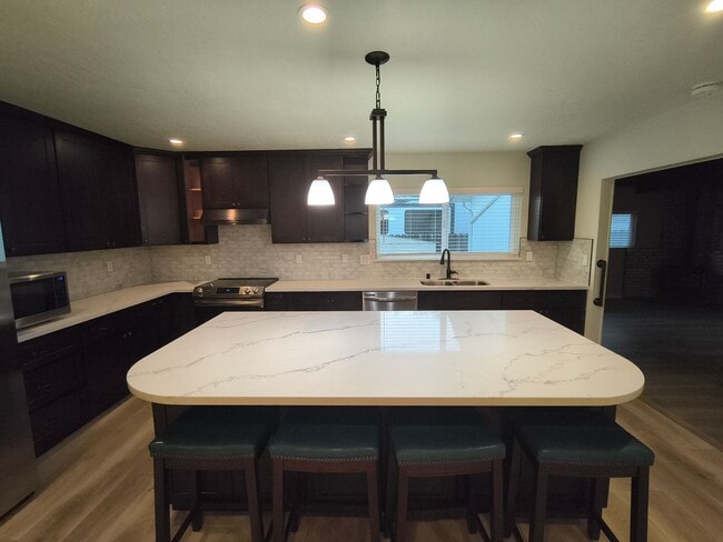 Building Photo - MUST SEE!!!!! Beautifully Remodeled Home in North Livermore!!!