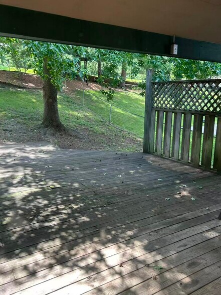 Building Photo - 7119 Wayles Dr