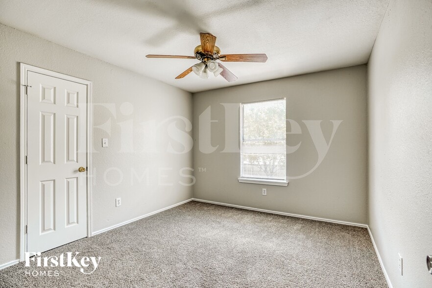 Building Photo - 9342 Bowmore Ct