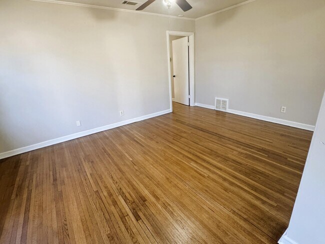 Building Photo - 1019 Buckner Rd