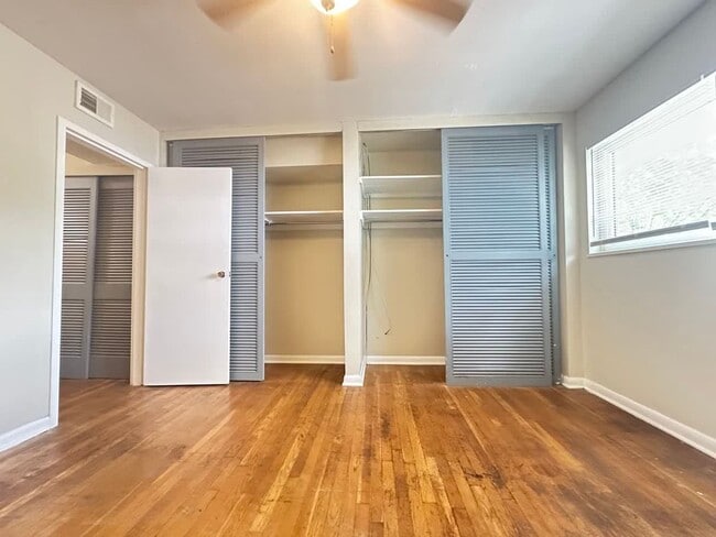 Building Photo - 1568 Alexandria Dr