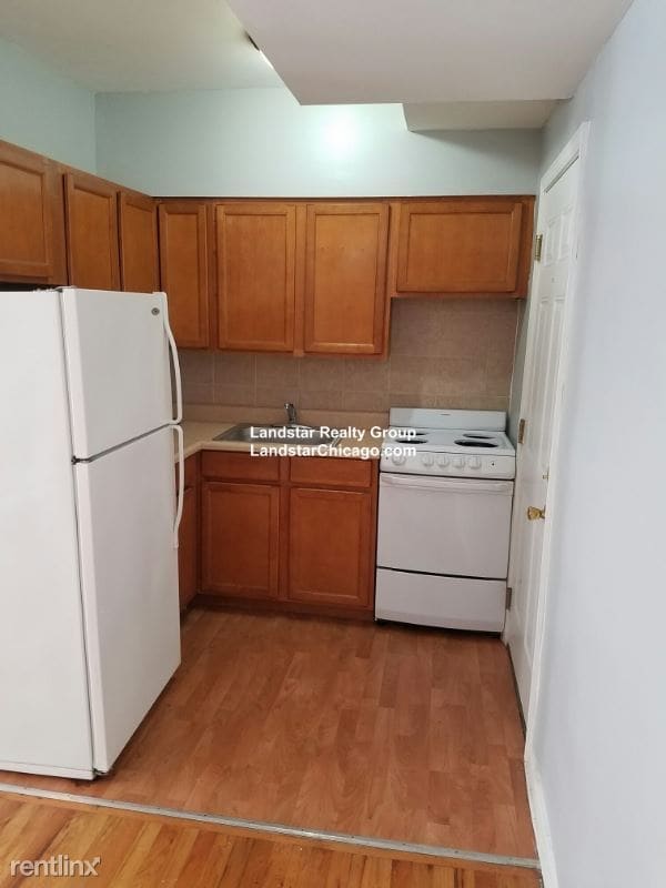 Building Photo - 4500 N Malden St