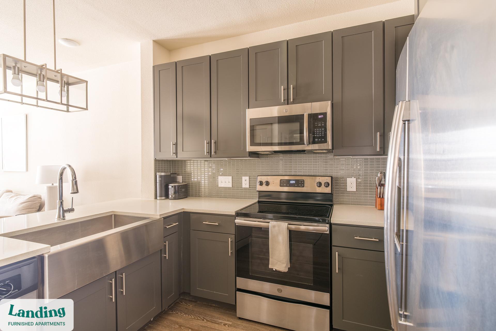 Building Photo - 300 Enclave Dr