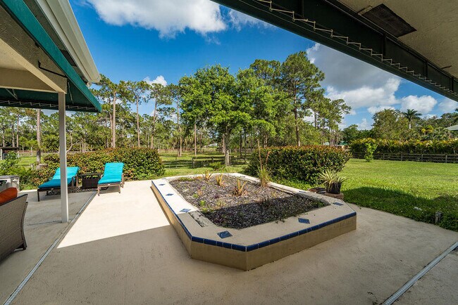 Building Photo - 5562 Reynolds Rd