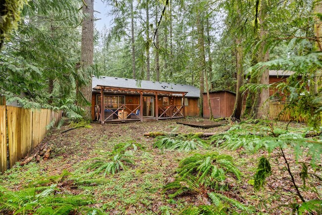 Building Photo - 65010 E Mountain Meadow Ln