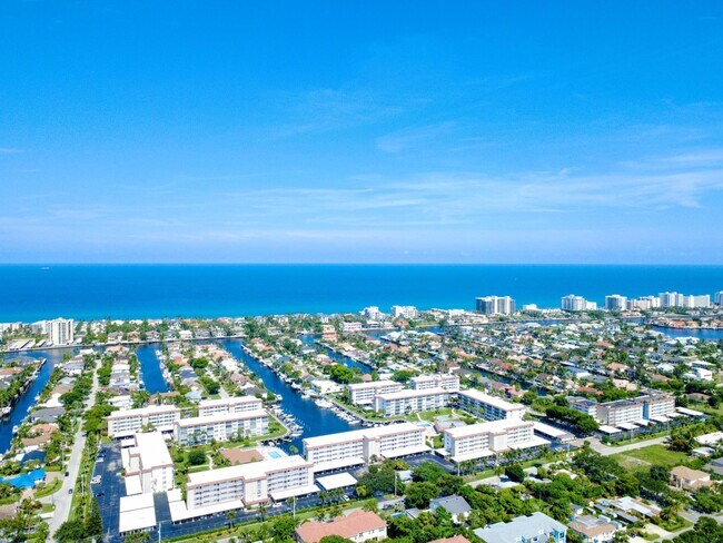 Building Photo - 2649 Florida Blvd