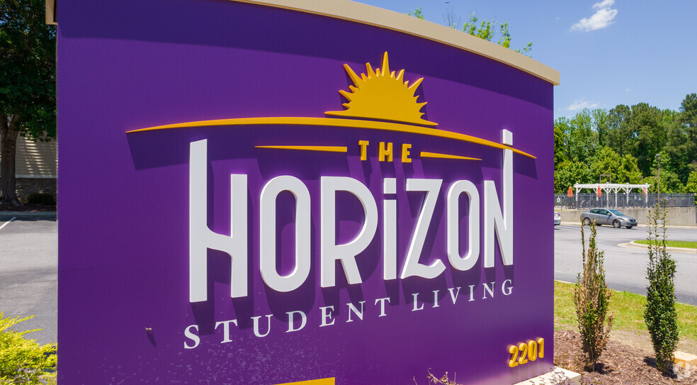 Primary Photo - The Horizon Student Living