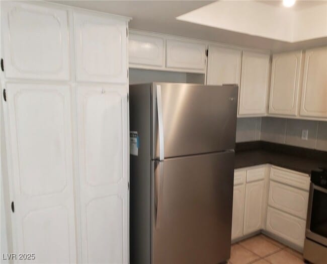 Building Photo - 2524 Sidonia Ave