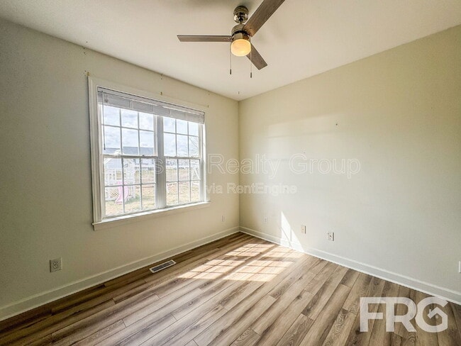 Building Photo - 115 Remount Rd