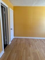 Building Photo - 2003 N Grand Ave