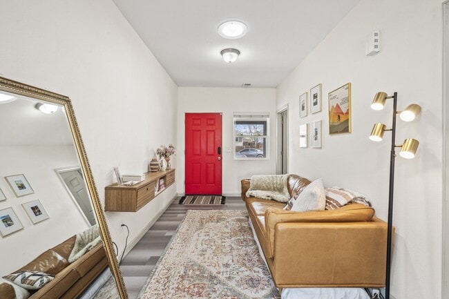 Building Photo - Cute Two Bedroom 1 Bathroom House in North RiNo