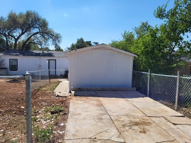 Building Photo - 82 N Louisiana St