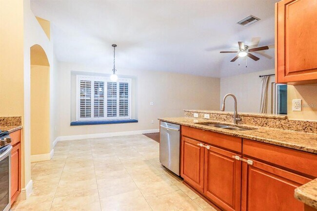 Building Photo - 3837 Lockridge Dr