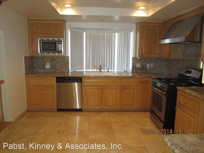 Building Photo - 4 br, 3 bath House - 14532 SOUTHFIELD DR.