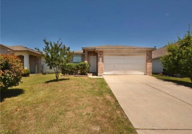 Primary Photo - 302 Will Ln