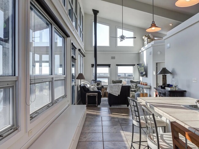 Building Photo - 46 Bonita Vista Dr