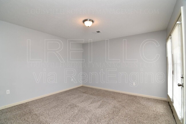 Building Photo - 304 Keeneland Dr