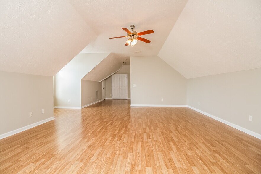 Building Photo - 406 Indian Park Dr