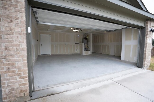 Building Photo - 105 Carmello