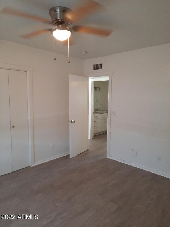Building Photo - 4522 E Camino Cir
