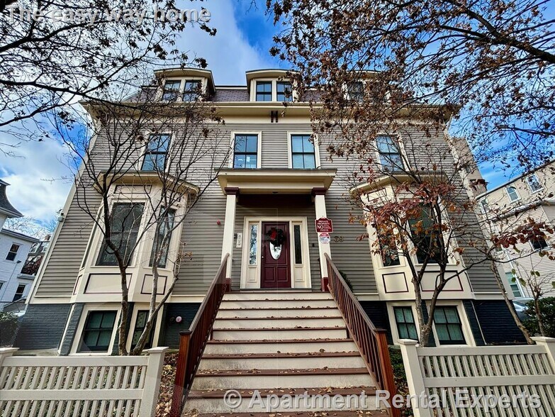 Building Photo - 39 Inman St