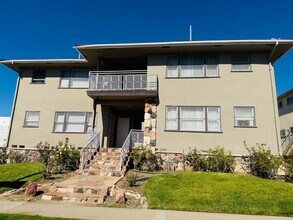 Building Photo - 310