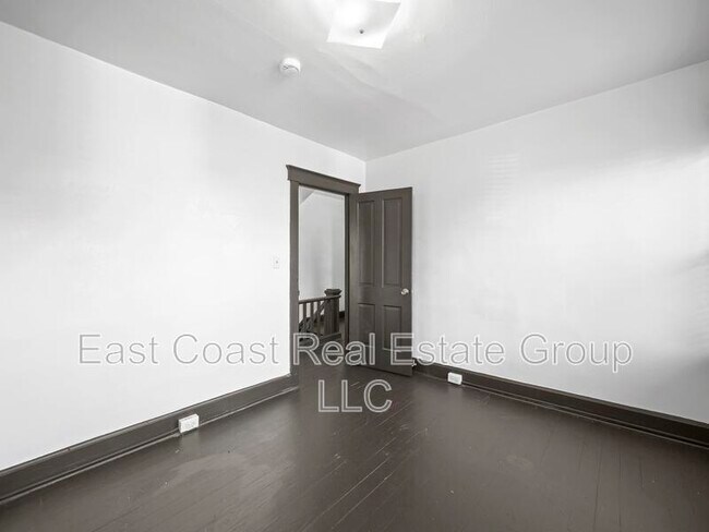 Building Photo - 111 West Side Ave