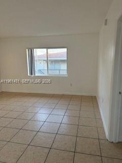 Building Photo - 510 NW 24th Ave