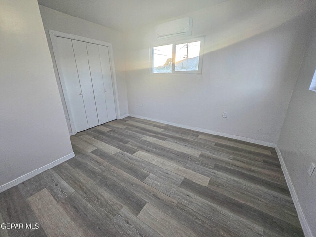 Building Photo - 3518 Sacramento Ave