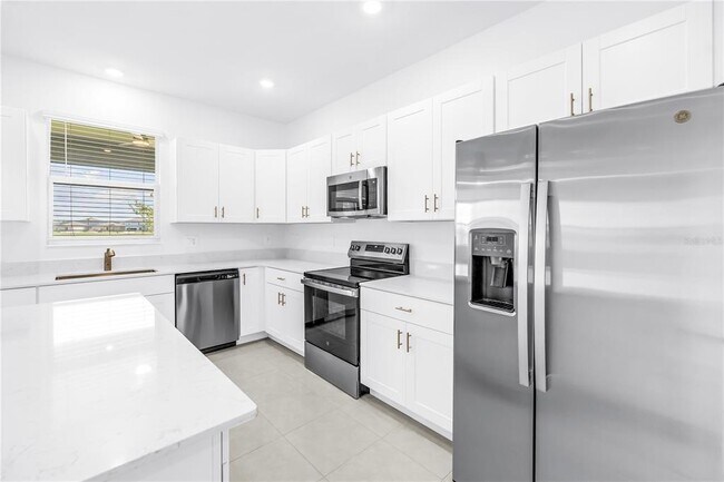 Building Photo - 9324 Bonita Mar Dr
