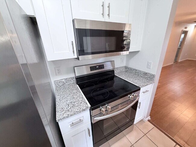 Building Photo - 141 Fernery Rd