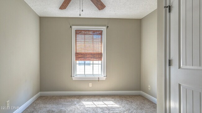 Building Photo - 2951 Palmetto Ridge Way