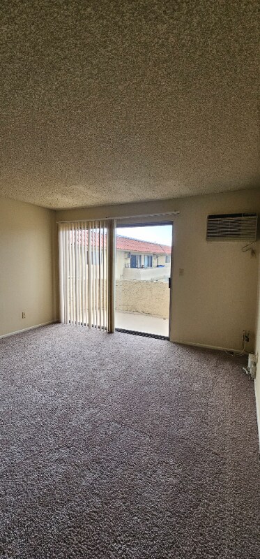 Building Photo - 10640 Colima Rd