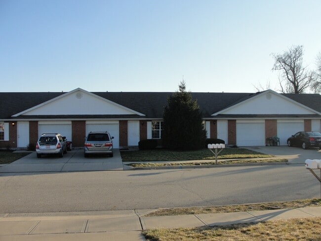 Building Photo - 2720 Fairview Ct