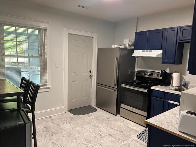 Building Photo - 1109 North St