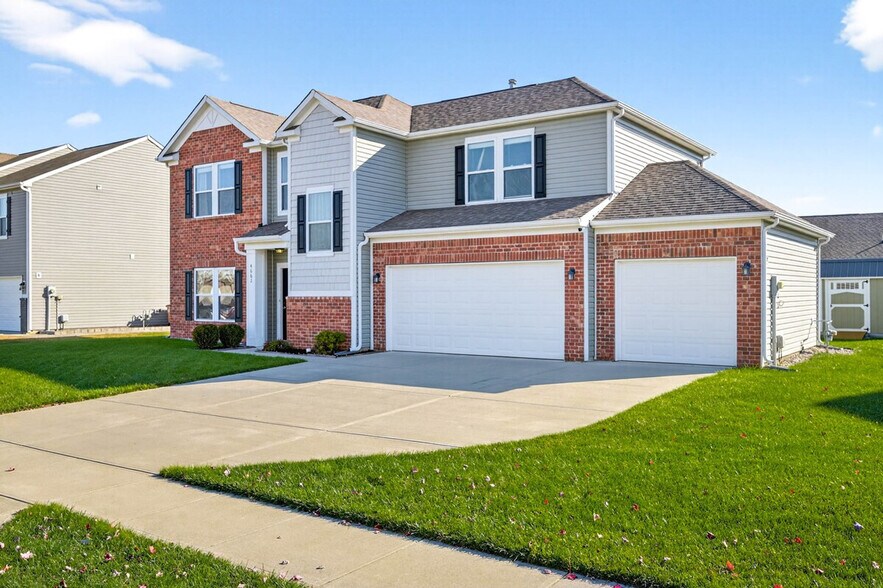 Building Photo - 4663 Bayview Dr