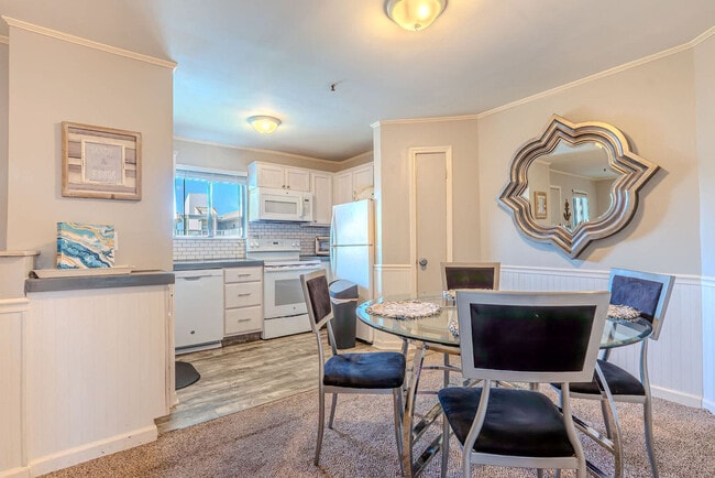 Building Photo - 662 William Hilton Pkwy