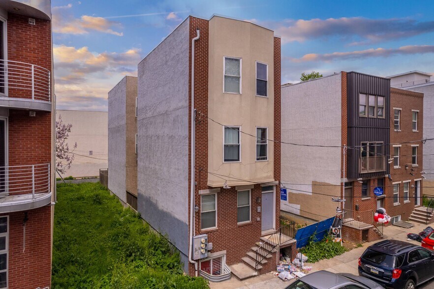 Building Photo - 1906 N 18th St