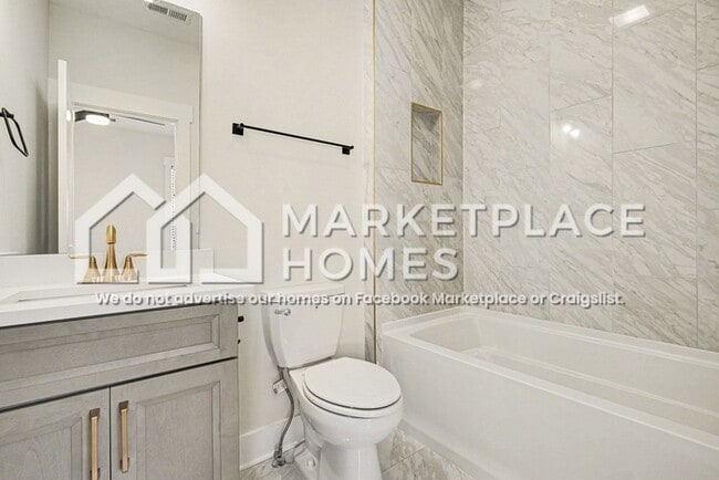 Building Photo - 978 Dozier Pl