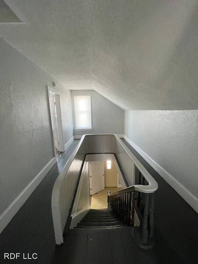 Building Photo - 3 br, 1.5 bath House - 1527 N. Ripley Street