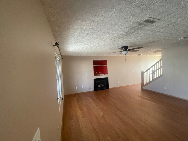 Building Photo - 8311 Carano Way