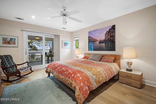 Building Photo - 32 Sparrow Nest Point