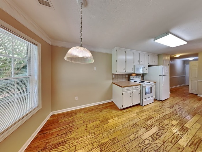 Building Photo - 1585 Watson Ridge Trail SE