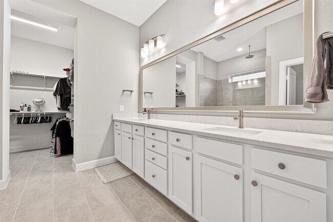 Building Photo - 11226 Common Hackberry St