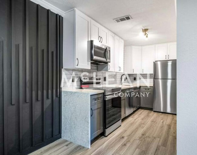 Primary Photo - One Bedroom Palm Springs Villas