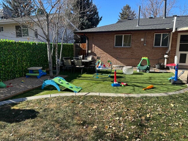 Building Photo - 11916 Barrett St