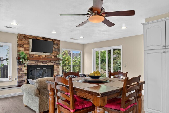 Building Photo - 13660 Acorn Patch Ln