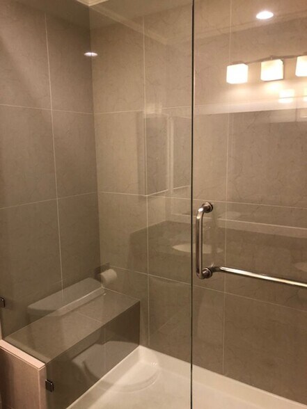 Building Photo - 4475 Laguna Pl