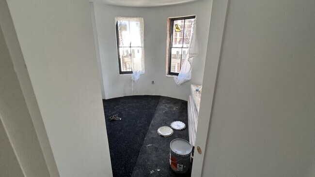 Building Photo - BRAND NEW luxurious Cleveland Circle apartment with 2 month's rent WAIVED available 8/1/26