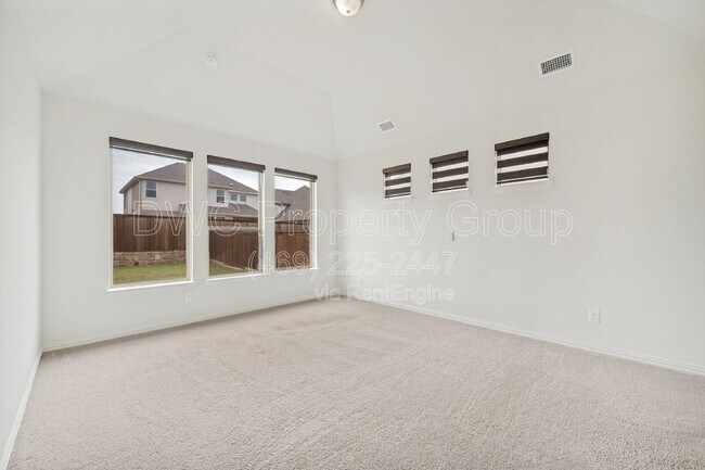 Building Photo - 16712 Hidden Cove Dr